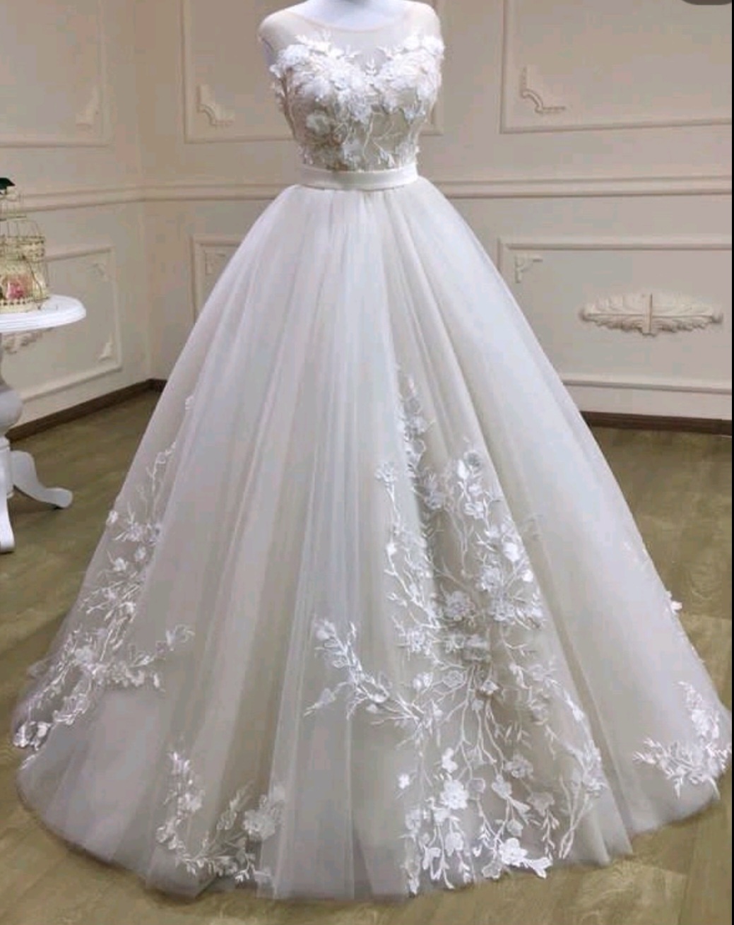 Púder menyasszonyi ruha